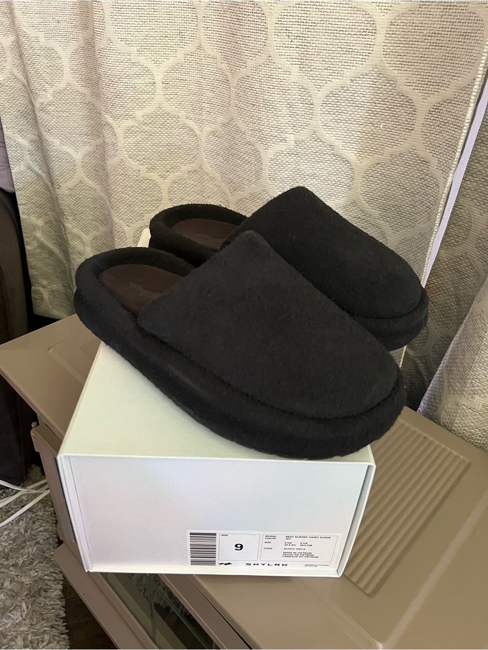 Skylrk Hairy Suede